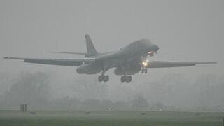 המפציצים האסטרטגיים שבדרך - והאיום של טראמפ: "היום איראן תחטוף קשה"